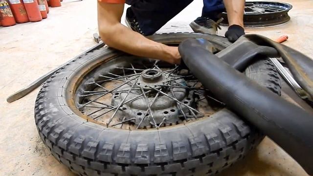 Ремонт Урала #14 (Ставлю шильдик и редуктор) смотреть онлайн