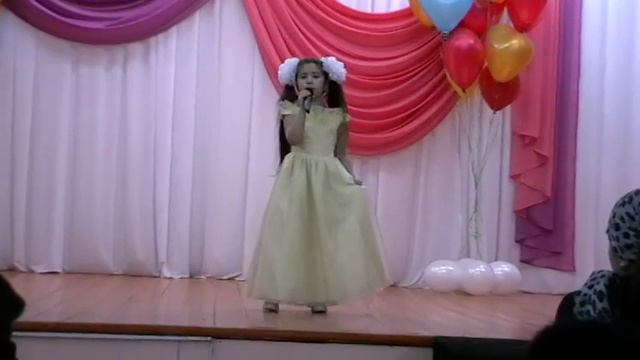 "Маленькая страна" (Зарина Абдукаримова - БЕНЕФИС) смотреть онлайн