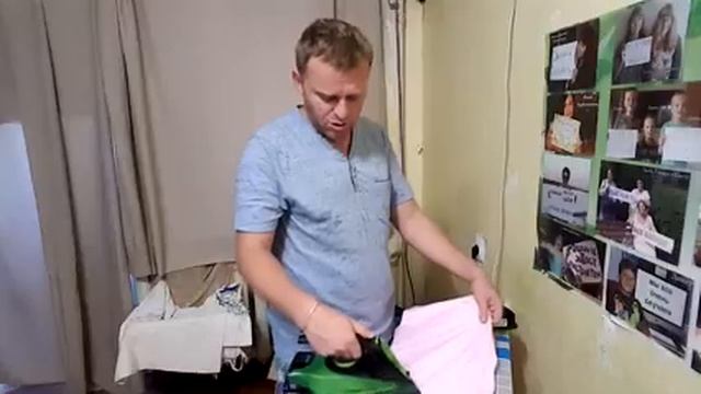 КАК ПРАВИЛЬНО ПОГЛАДИТЬ ФУТБОЛКУ смотреть онлайн