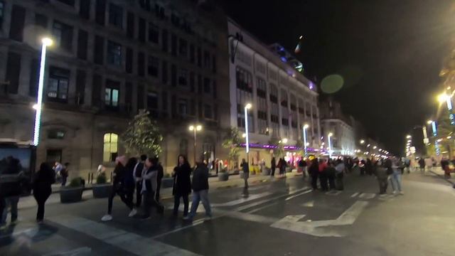 #18-5 Исторический центр Мехико в тёмное время суток смотреть онлайн