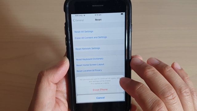 How to Hard Reset iPhone 8 And Erase All Data смотреть онлайн