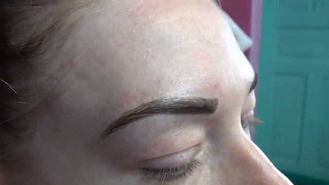 Микроблейдинг. После коррекции с закрепителем пигмента в коже смотреть онлайн