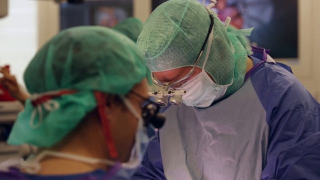 Strabisme: la chirurgie du regard смотреть онлайн