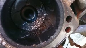 Как  найти выпавшее седло в головке Камаз!