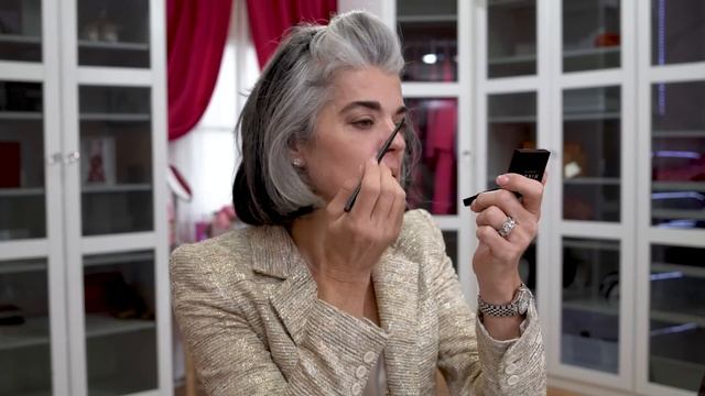 MAKEUP TRICKS THAT ALWAYS WORK | Nikol Johnson смотреть онлайн