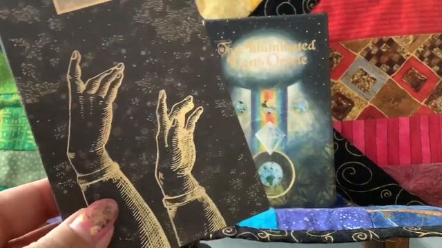 (Top) 5 fabulous oracle decks 2019 - Day 3 - 31 days of tarot 2020 смотреть онлайн