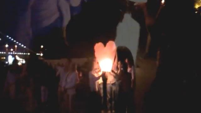 Запуск воздушных фонариков смотреть онлайн