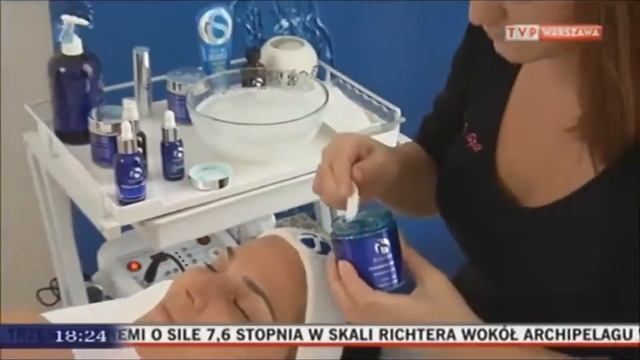 Пилинг для знаменитостей от iS CLINICAL смотреть онлайн