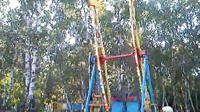 Дочурки развлекаются..)) смотреть онлайн