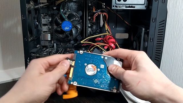 Как подключить жесткий диск HDD SSD к компьютеру смотреть онлайн
