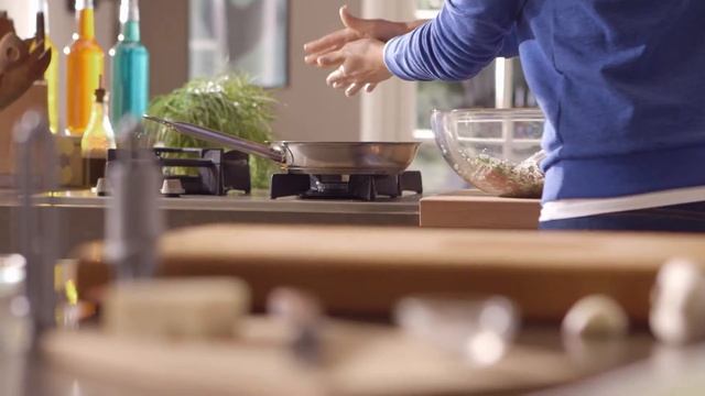Palični mešalnik Philips | Uporaba XL sekljalnika смотреть онлайн