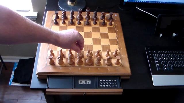 Mephisto Exclusive Chess Computer смотреть онлайн