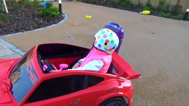 Кто лучше Мистер Макс или Мисс Кэти? Кто лучше Mister Max vs Miss Katy. смотреть онлайн