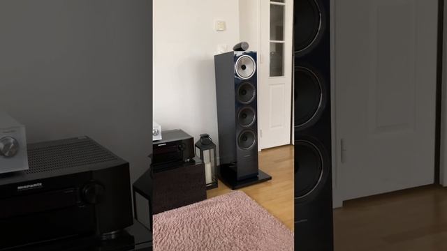 B&W 702 Signature + Pier Audio MS 680 SE - Sound Test - Billie Eilish: Billie Bossa Nova смотреть онлайн