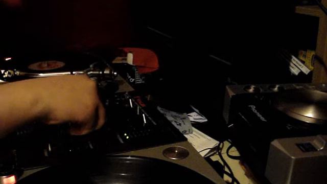 Rayna Deep Drum and Bass Mix 2 смотреть онлайн