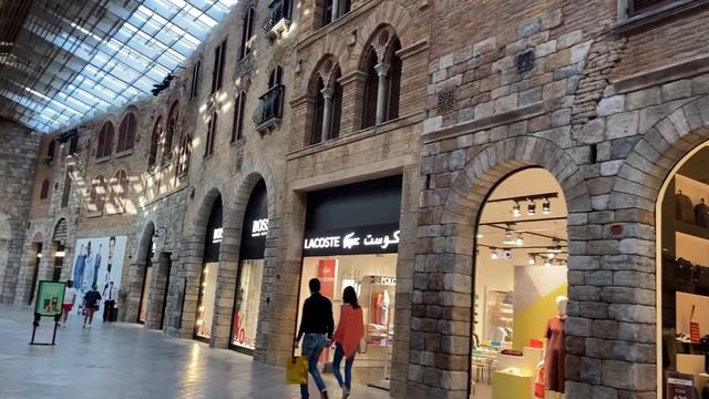 DUBAI OUTLET VILLAGE | AFFORDABLE DESIGNER BRANDS IN DUBAI | DUBAI VLOG