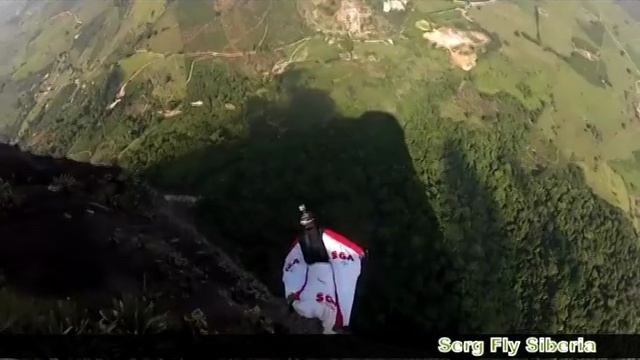 Бэйсджамп и вингсьют - два в одном