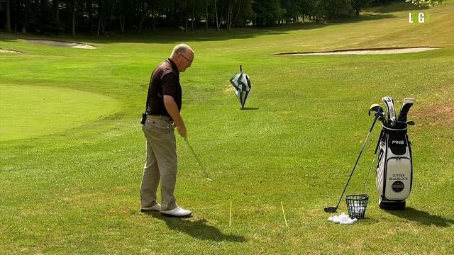 2 Minute Golf Tips - How to have a Constant Golf Swing смотреть онлайн