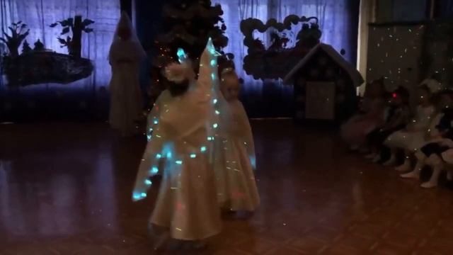 ЗОЛУШКА смотреть онлайн