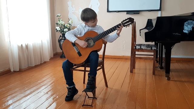 М. Каркасси "Русская мелодия", неизв. автор "Кумпарсита", исполняет Гритчин Захар. смотреть онлайн