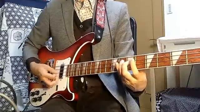 The Beatles [Ob-La-Di, Ob-La-Da] Bass Cover смотреть онлайн