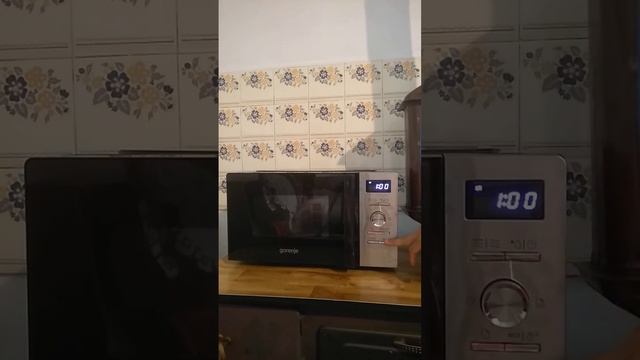 Микровълнова Gorenje MO20A4XH смотреть онлайн