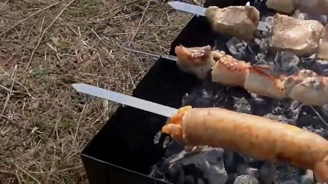 Настя и папа жарит шашлык 2 смотреть онлайн