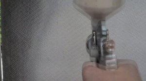 покраска стен водоэмульсионной краской спомощью краскопульта