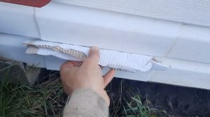 Как залатать дырку в сайдинге,  дёшево, надёжно, незаметно, красиво!