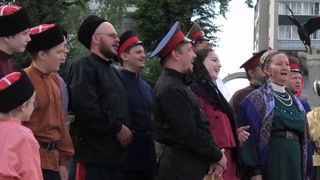 Заключительная песня Катюша в исполнении сборного казачьего хора. смотреть онлайн