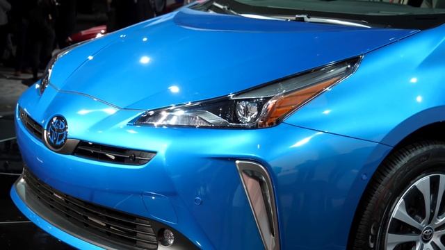 LA Auto Show 2018 - Toyota - RAV4 - Corolla Hybrid - Prius AWD - TRD смотреть онлайн