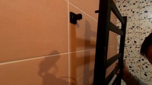 Установка электрического полотенцесушителя