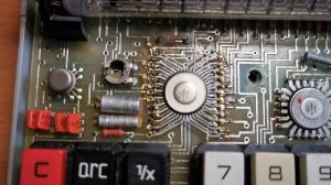 Разобрал Советские калькуляторы Б3-05 и МК 41, чтобы найти радиодетали содержащие золото и палладий