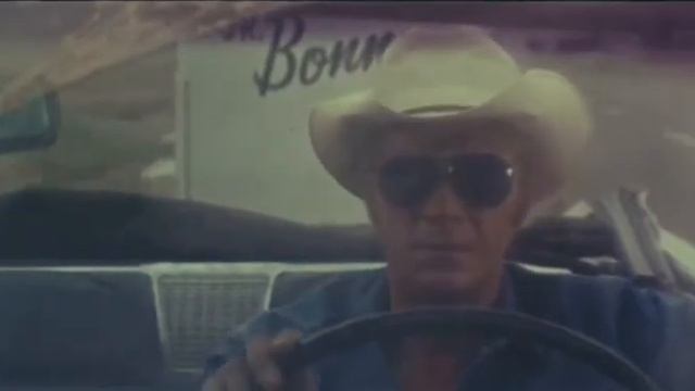 Steve McQueen driving off into the sunset. смотреть онлайн
