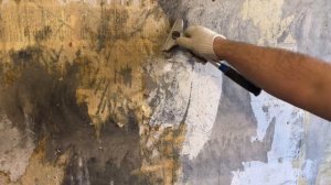 Как снять старые обои и газеты