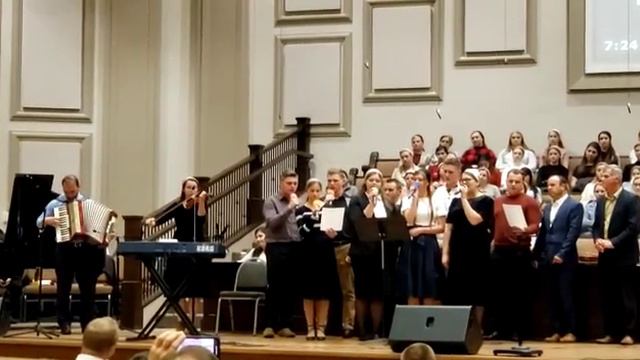 Миссионеры с нашей Церкви вернулись с Мексики Поют на Испанском и на Русском смотреть онлайн