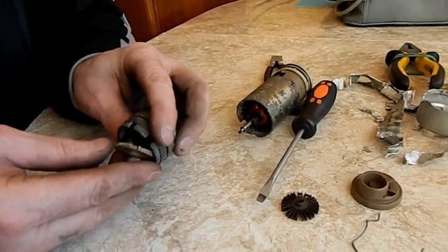 Разбираем автомобильный бензонасос смотреть онлайн