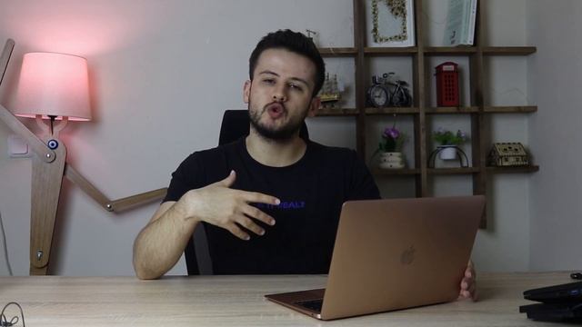 DÜNYANIN EN ÇOK SEVİLEN LAPTOPUYMUŞ? (Macbook Air 2020 İnceleme)