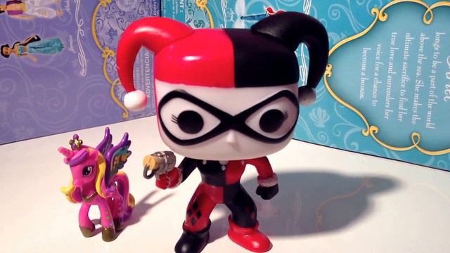 Funko Pop Harley Quinn/Rainbow Loom Joker and Harley Review смотреть онлайн