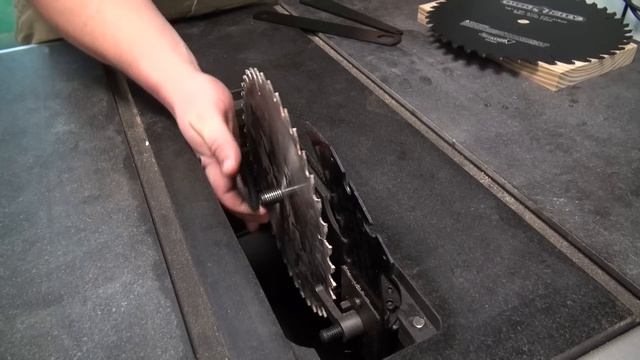 How to Change a Table Saw Blade смотреть онлайн