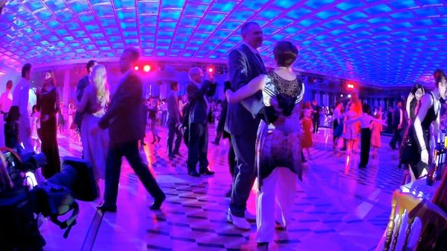 1. 2017-06-08 (20:15) КРЕМЛЬ - "Звёздный Дуэт - Легенды танца " - VALESTAR + NATALI смотреть онлайн