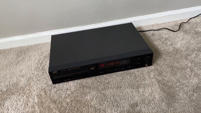 JVC XL-V250 Single Compact Disc CD Player смотреть онлайн