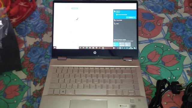 HP Pavilion x360 14-dh1179tu 14-inch Laptop (10th Gen Core i5-10210U/8GB/512GB SSD/window10)unboxin смотреть онлайн