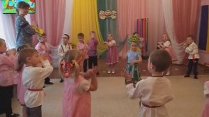 Весенний хоровод