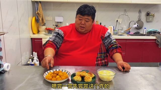 元宵节到喽，猴哥把汤圆吃出花样，爆浆烤汤圆咬一口太美了！【胖猴仔】#喜闹元宵 смотреть онлайн