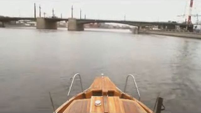 Санкт Петербург. По рекам Средняя и Большая Невка.wmv смотреть онлайн