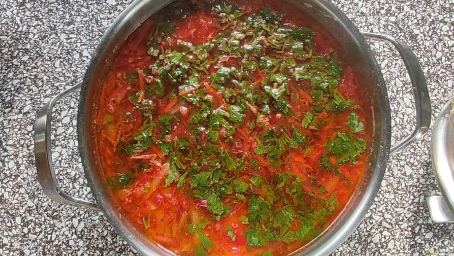 "Вкуснее, чем у мамы", так говорит мой муж, когда ест мой борщ (скоростной рецепт) смотреть онлайн