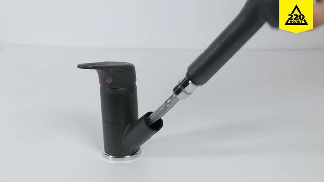 Обзор Смеситель с выдвижной лейкой FRANKE 740 смотреть онлайн