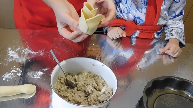 Мясные розы в духовке , приготовление , кухня крошш.mp4