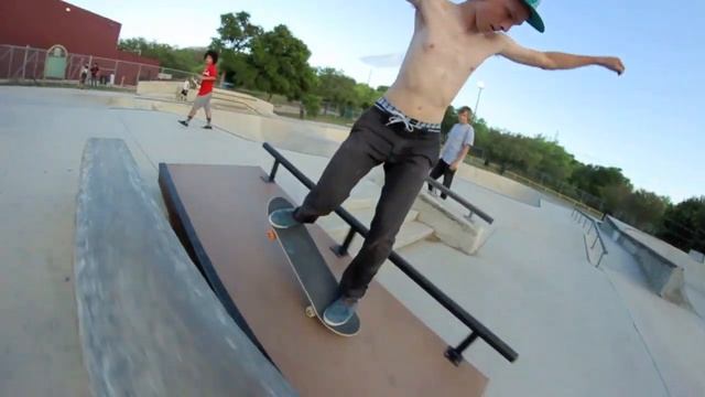 LBJ LYFE: New Obstacles смотреть онлайн